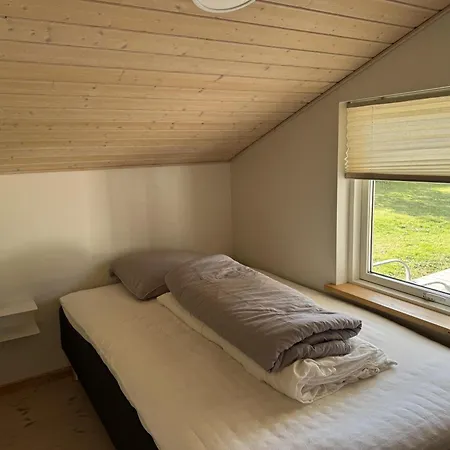 Beautiful In With 3 Bedrooms, Internet And Sauna